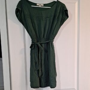 YA LOS ANGELES Green Dress. L 30" @ PtP 19"